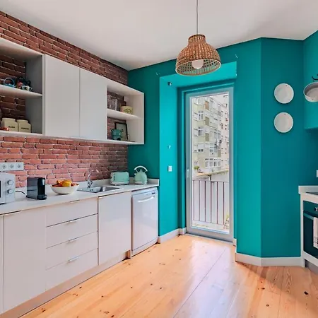 Monica's Place: A Friends' Inspired Apartamento Lisboa